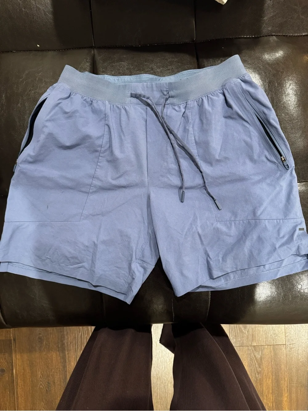 Lululemon License to Train Men’s 7 inch blue drawstring shorts